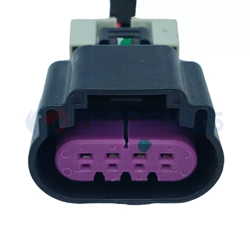 Auto Parts Automotive Oxygen Sensor Connector Waterproof Shell Suitable for Buick 4P Female 15326815 - image 2